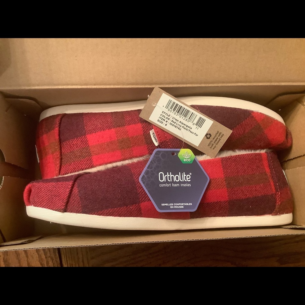 NWB Toms